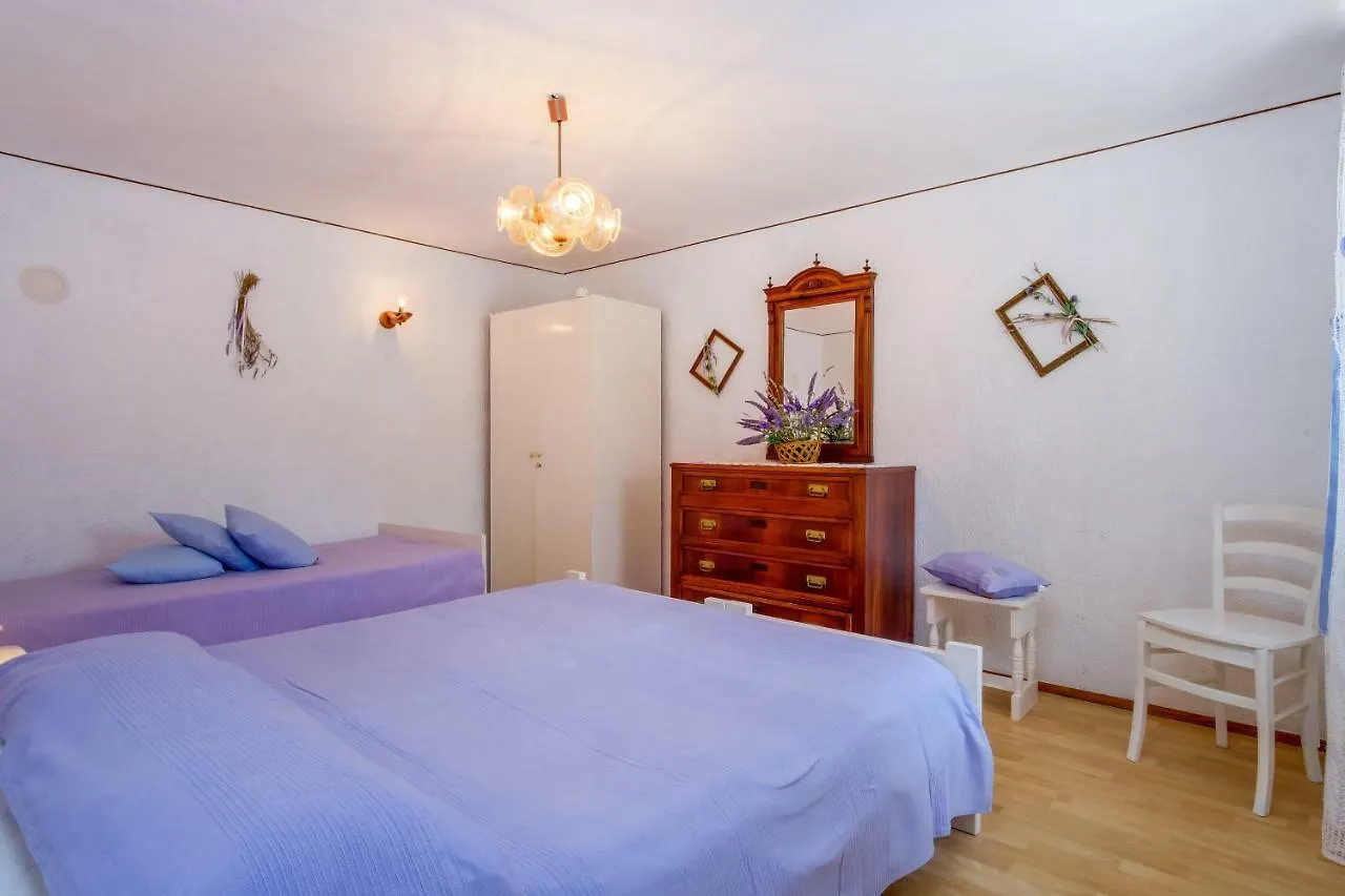 Apartment Carmen Veli Losinj 0*,  Croatia