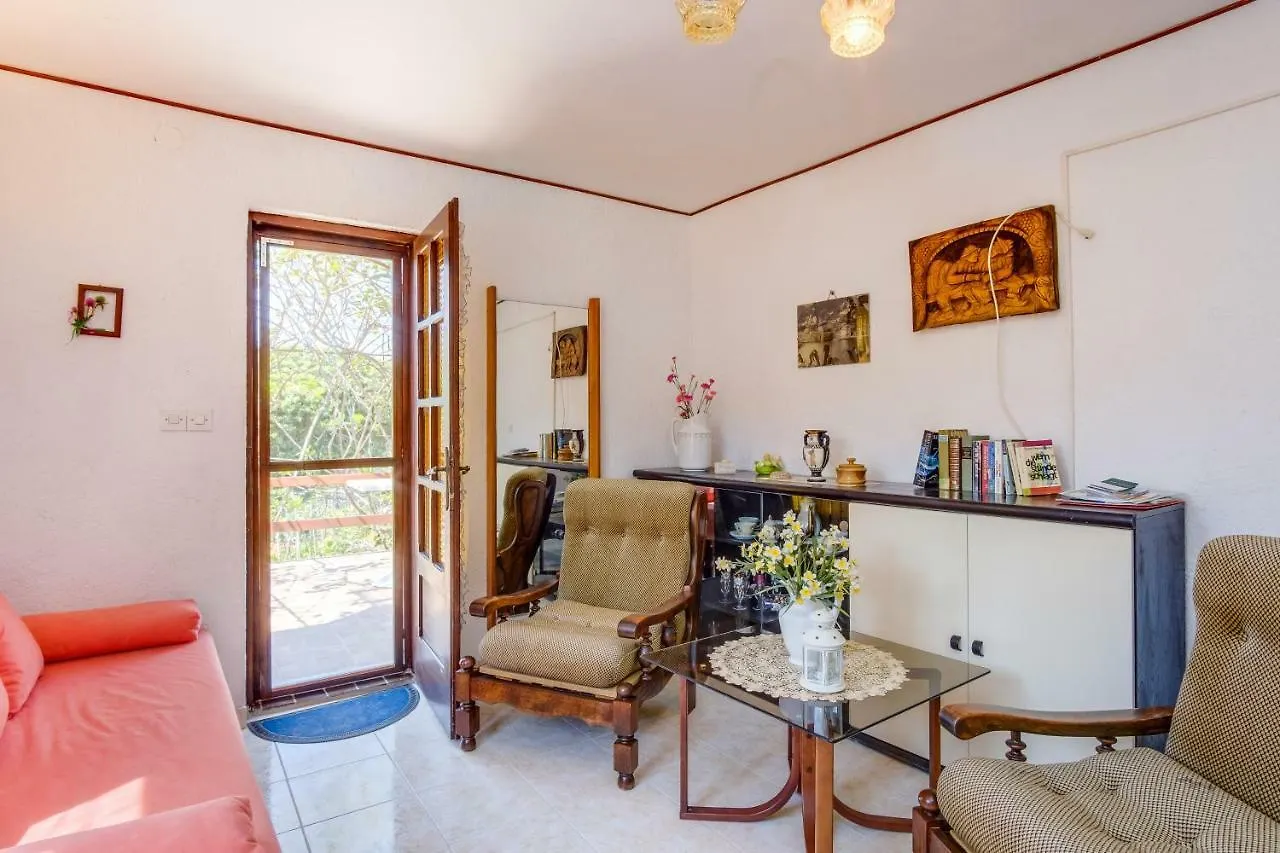 Apartment Carmen Veli Losinj